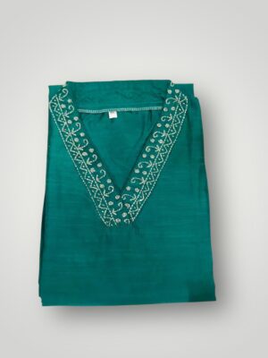 Elegant Cotton Kurti with V-Neck & Thread Embroidery