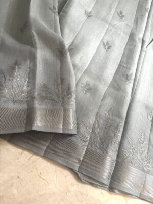 Traditional Indian Cotton Saree with Silver Border