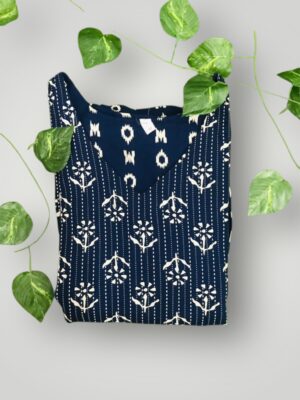 Floral Print Rayon Kurti with Three Fourth Sleeves & V Neck