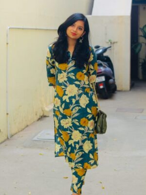 Stylish Floral Jaipur Cotton V-Neck Kurta with Three-Quarter Sleeves