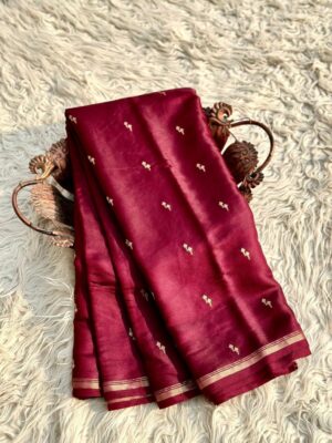 Exquisite Banarasi Soft Silk Saree with Golden Zari Weaving and Jacquard Pallu