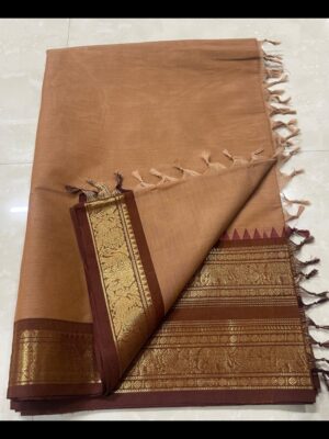 Stunning Kanchi Cotton Saree with Fabulous Zari Border and Simple Line Pallu