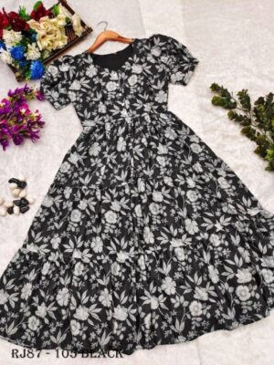 Floral Cotton Elbow Sleeve Kurti – Trendy Ethnic Wear