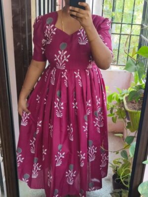 Elegant Floral Ethnic Kurti