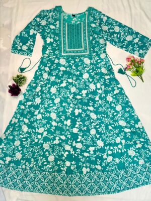 Floral Rayon Kurti – Trendy Ethnic Wear for Women