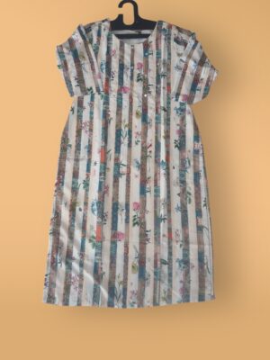 Trendy Floral Print Rayon Kurta with Three-Quarter Sleeves