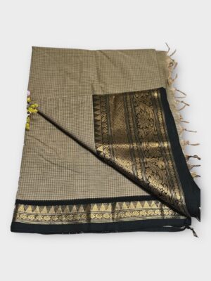 Elegant Kanchi Korvai Cotton Saree with Grand Zari Border