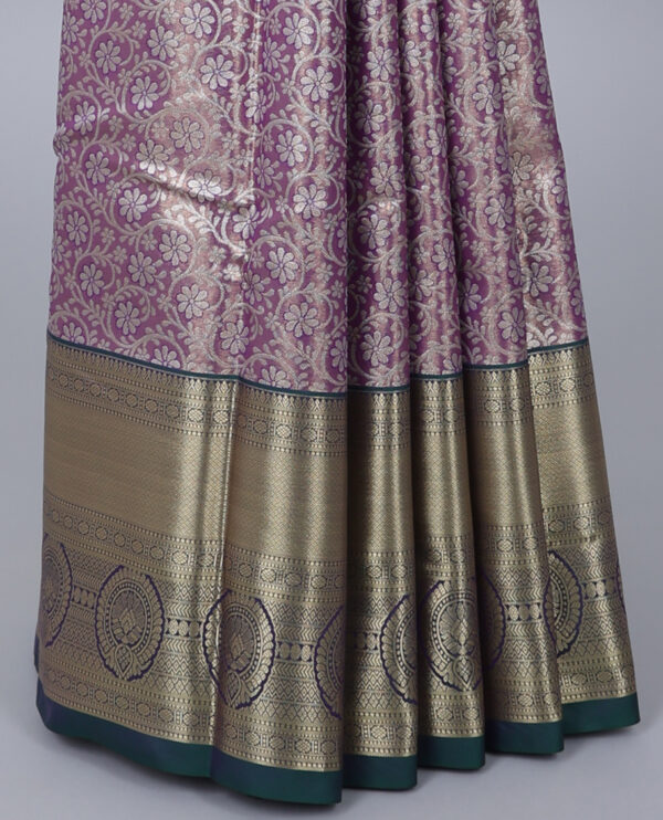 grey jacquard saree with contrast zari border and intricate pallu